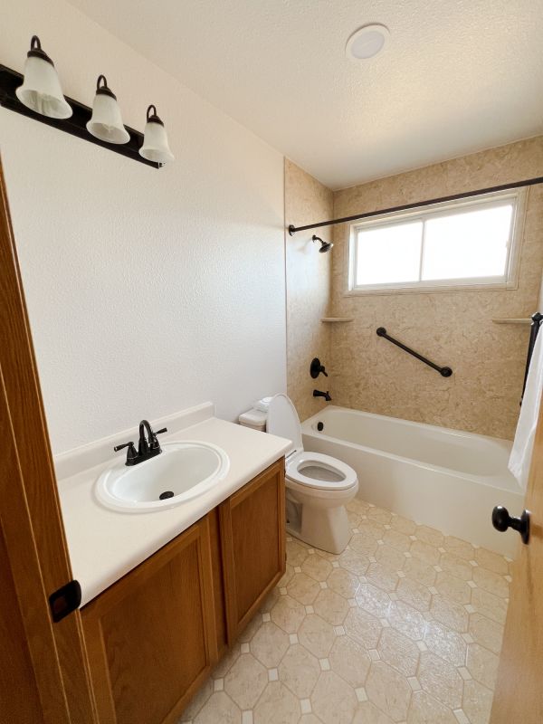 Top Bathroom Remodeling Companies in Wayzata, MN